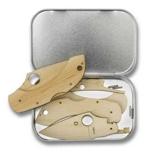 122 Spyderco Dragonfly Wooden Kit