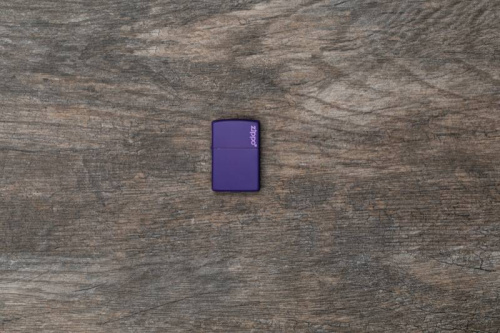499 ZIPPO ЗажигалкаLogo Classic с покрытием Purple Matte фото 6 499 ZIPPO ЗажигалкаLogo Classic с покрытием Purple Matte фото 6